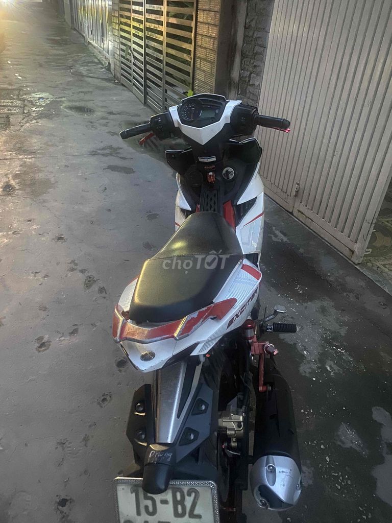 Cần bán Exciter 150 Trắng đỏ kiểng nhẹ. Mua bán Xe máy tại Quận Ngô Quyền Hải Phòng được đăng bởi Kỳ hình 4