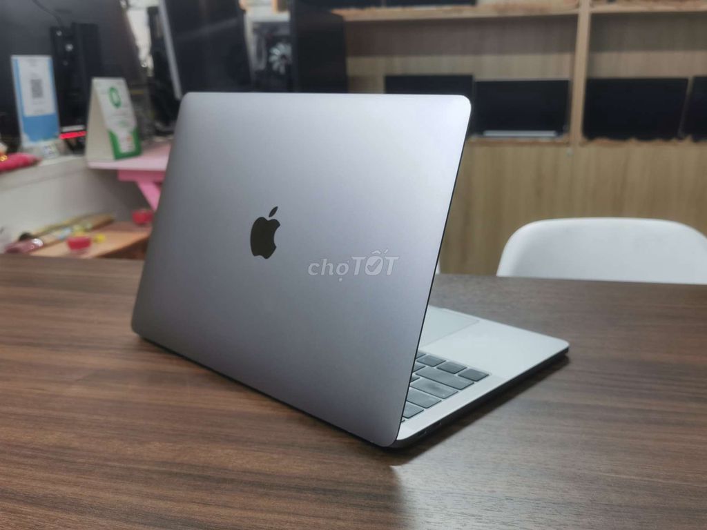 Macbook Pro Retina 2017