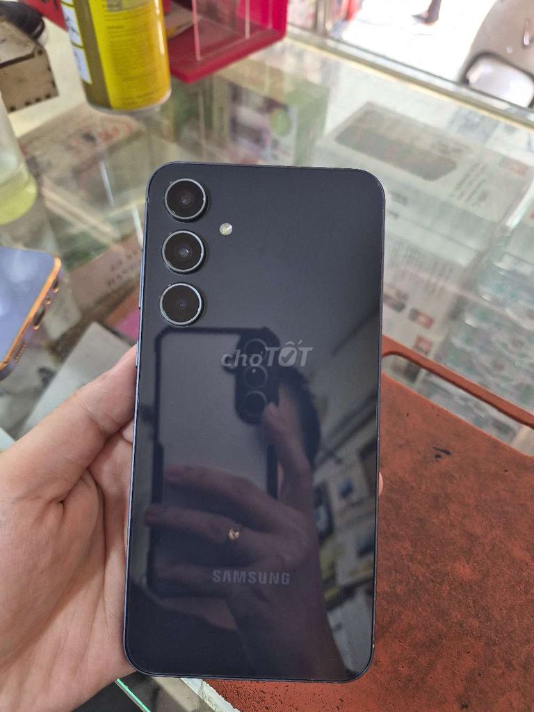 Samsung Galaxy A55 5G 128GB Đen. Mua bán Điện thoại tại Quận Bình Tân Tp Hồ Chí Minh được đăng bởi hồ thị thu huyền hình 1