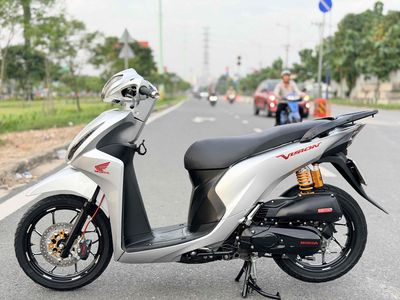 VISION FULL KIỂNG TỨ QUÝ 5 CHÍNH CHỦ. Mua bán Xe máy tại Thành phố Thủ Đức Tp Hồ Chí Minh được đăng bởi nguyễn hiếu 