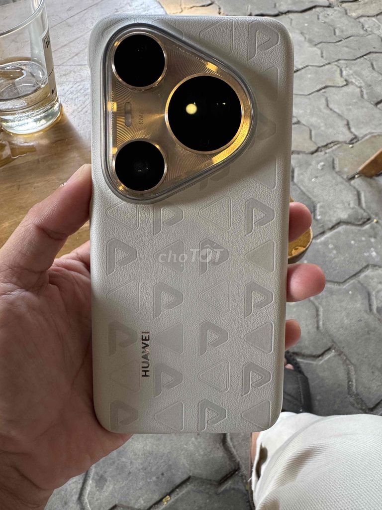 Huawei Pura80 Ultra Vàng Đã dùng. Mua bán Điện thoại tại Quận Hải Châu Đà Nẵng được đăng bởi Binh hình 1