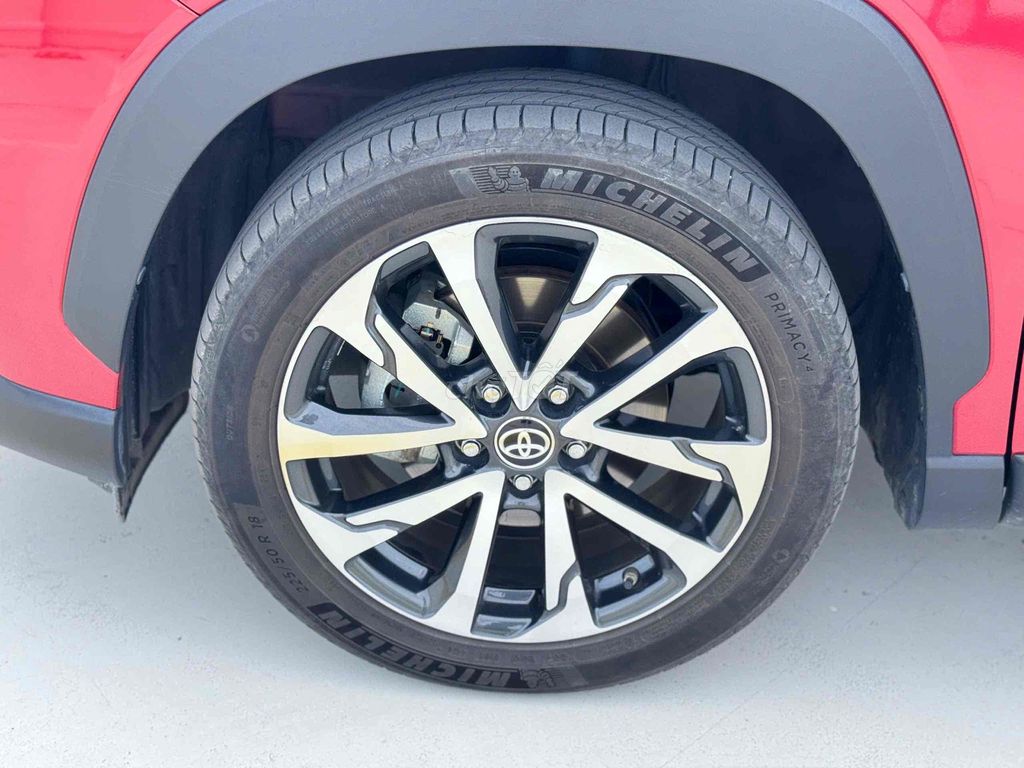 Toyota Corolla Cross 2021 Hybrid 25.500 Xăng điện. Mua bán Ô tô tại Quận Bình Thạnh Tp Hồ Chí Minh được đăng bởi phuongneo hình 14