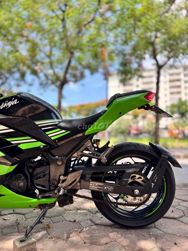 Kawasaki Ninja 300 ABS, полный титановый выхлоп