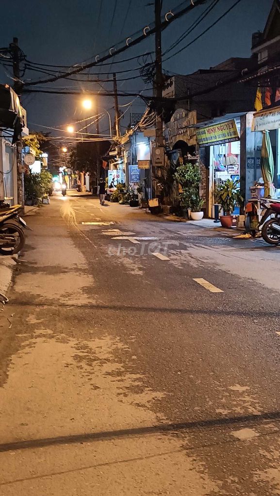 GĐ Bán nhà xưởng MẶT TIỀN KD đường Đht5 . P. Tân Hưng Thuận Q12 TPhcm
