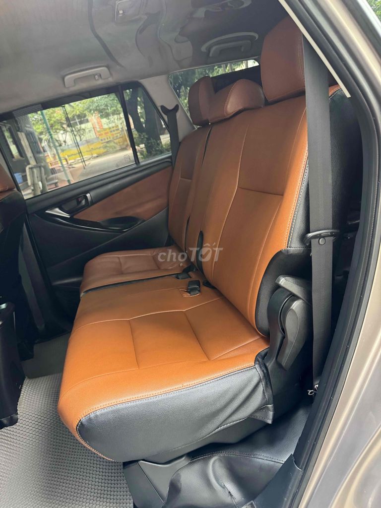 Toyota Innova 2020 ban 2.0G - số sàn tư nhân. Mua bán Ô tô tại Quận Nam Từ Liêm Hà Nội được đăng bởi phạm phương nga hình 7