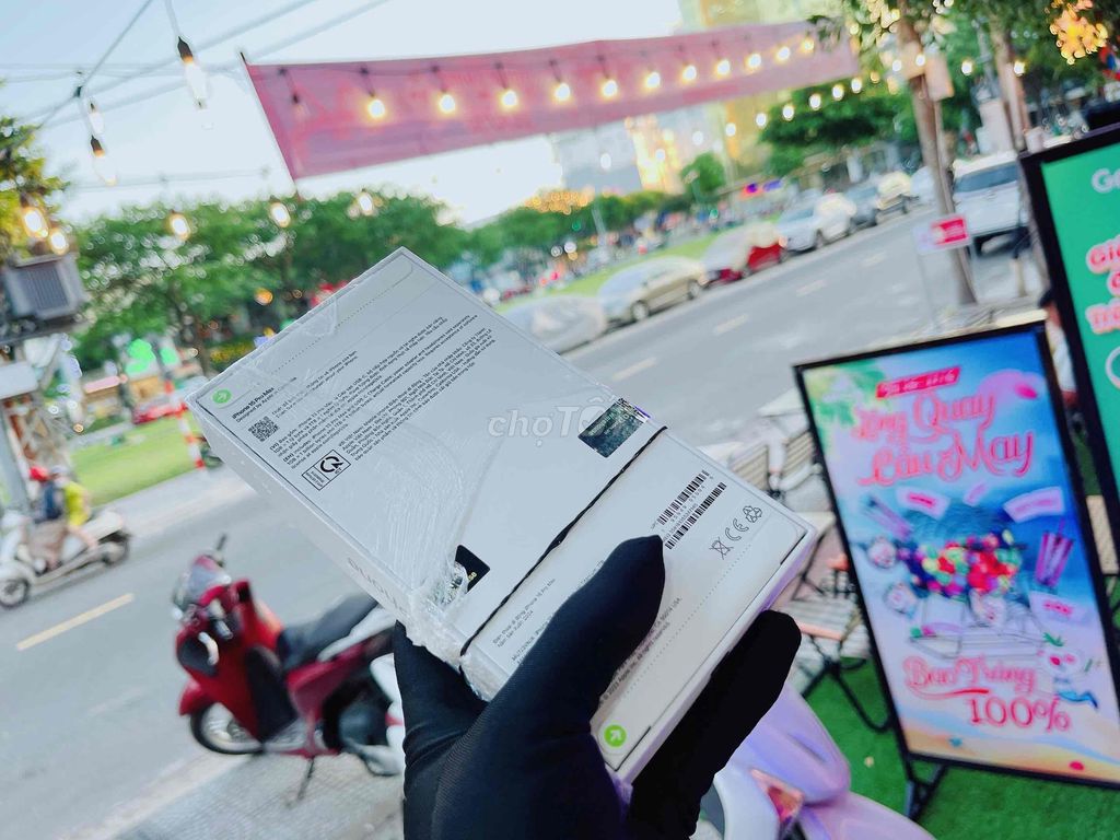 iPhone 15 Pro Max 1TB new seal 100% FPT BH 12Tháng. Mua bán Điện thoại tại Quận Hải Châu Đà Nẵng được đăng bởi TUẤN LUXURY MOBILE ĐÀ NẴNG hình 2