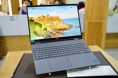 Dell Precision 7670 i7-12850HX xách Mỹ ZIN 100% -