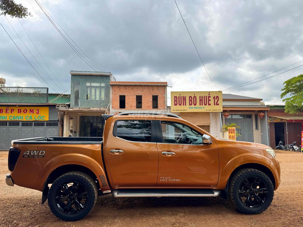 Nissan Navara 2015 NP300 VL 4x4 AT - 130000 km. Mua bán Ô tô tại Huyện Đắk Mil Đắk Nông được đăng bởi Nguyễn Quý hình 18