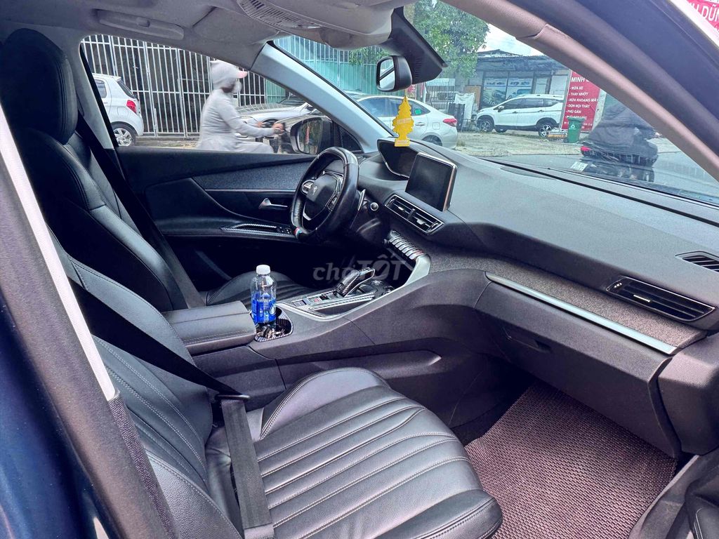 Peugeot 5008 2018 1.6L Turbo - 79000 km. Mua bán Ô tô tại Quận 12 Tp Hồ Chí Minh được đăng bởi Tân hình 6