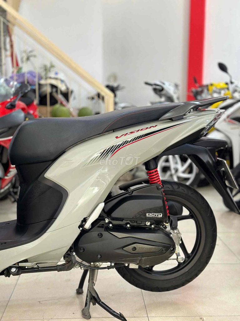Honda Viosn 2024.BS72.PBĐB chính chủ.odd 8000km. Mua bán Xe máy tại Quận 6 Tp Hồ Chí Minh được đăng bởi Cửa Hàng Xe Máy Hoà Bùi hình 14