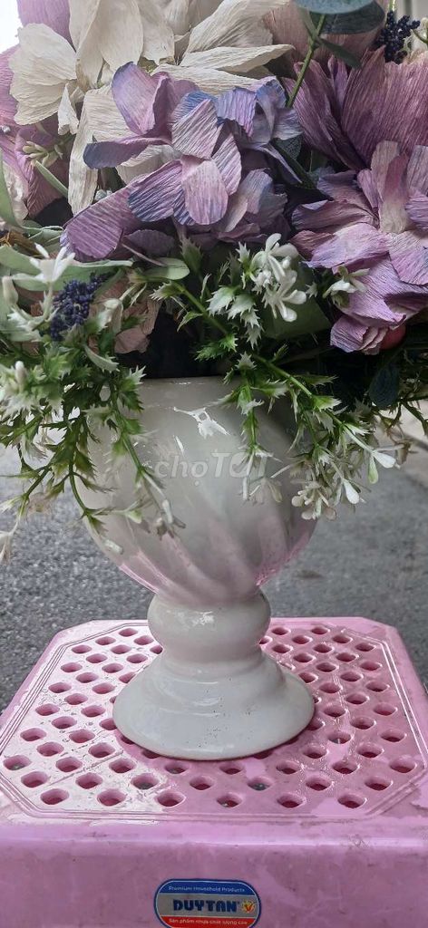 Bình hoa giả Gốm sứ Vải Tím Trắng. Mua bán Cây cảnh, đồ trang trí tại Quận Tân Bình Tp Hồ Chí Minh được đăng bởi Thành hình 1