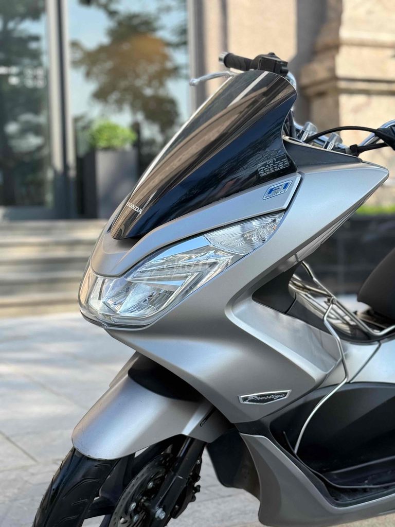 Honda PCX125 Classic 2015 Bạc Nhám Đẹp Nguyên. Mua bán Xe máy tại Quận Ba Đình Hà Nội được đăng bởi Xe Máy Nam Thi hình 11