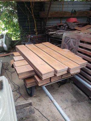 Ván sàn gỗ ép dán vân gỗ dày 8cm