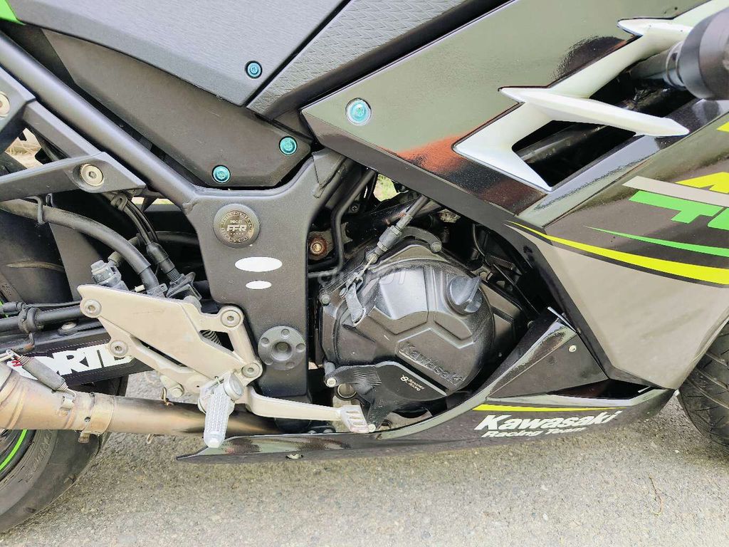 Kawasaki Ninja 300 2015 chính chủ siêu đẹp. Mua bán Xe máy tại Thành phố Thủ Đức Tp Hồ Chí Minh được đăng bởi HIỆP AN MOTO 233 QUỐC LỘ 13 CŨ HIỆP BÌNH PHƯỚC THỦ ĐỨC  hình 4