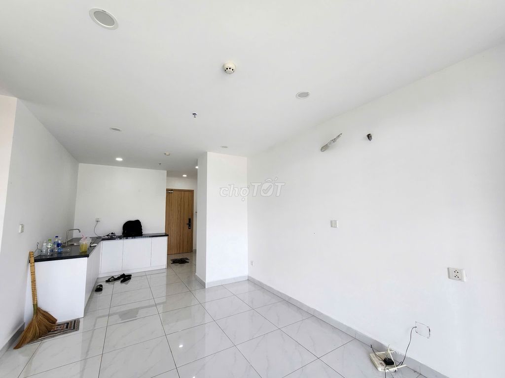 Bán căn hộ 2 PN Dt 62m2, đang có HĐ thuê 6,5 triệu/tháng
