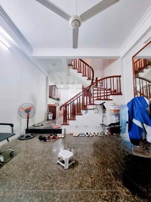 ⭐️ NHÀ DÂN -TT CẦU GIẤY 46M - VÀI BƯỚC RA MẶT PHỐ - NHANH KHÔNG HẾT. Mua bán nhà ở tại Quận Cầu Giấy Hà Nội được đăng bởi Bùi Trung Hiếu