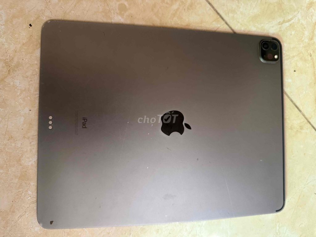Apple iPad Pro Gen 4 12.9 inches Xám. Mua bán Máy tính bảng tại Huyện Lý Nhân Hà Nam được đăng bởi Tạ Trung Đức hình 1