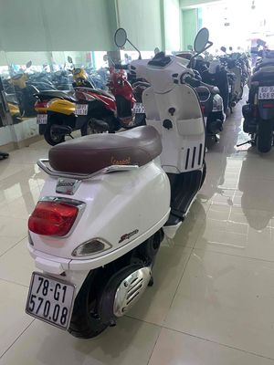 Piaggio Vespa 2014 Trắng. Mua bán Xe máy tại Thành phố Dĩ An Bình Dương được đăng bởi XE MÁY MẠNH LOAN GÓP 0đ
