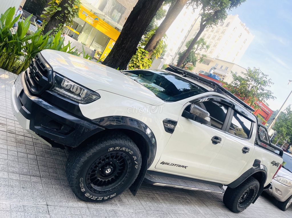 Wildtrak 3.2AT HAI CẦU 4x4 ĐĂNG KÝ 2017 Biển SG. Mua bán Ô tô tại Quận 3 Tp Hồ Chí Minh được đăng bởi DƯƠNG KHANG hình 4