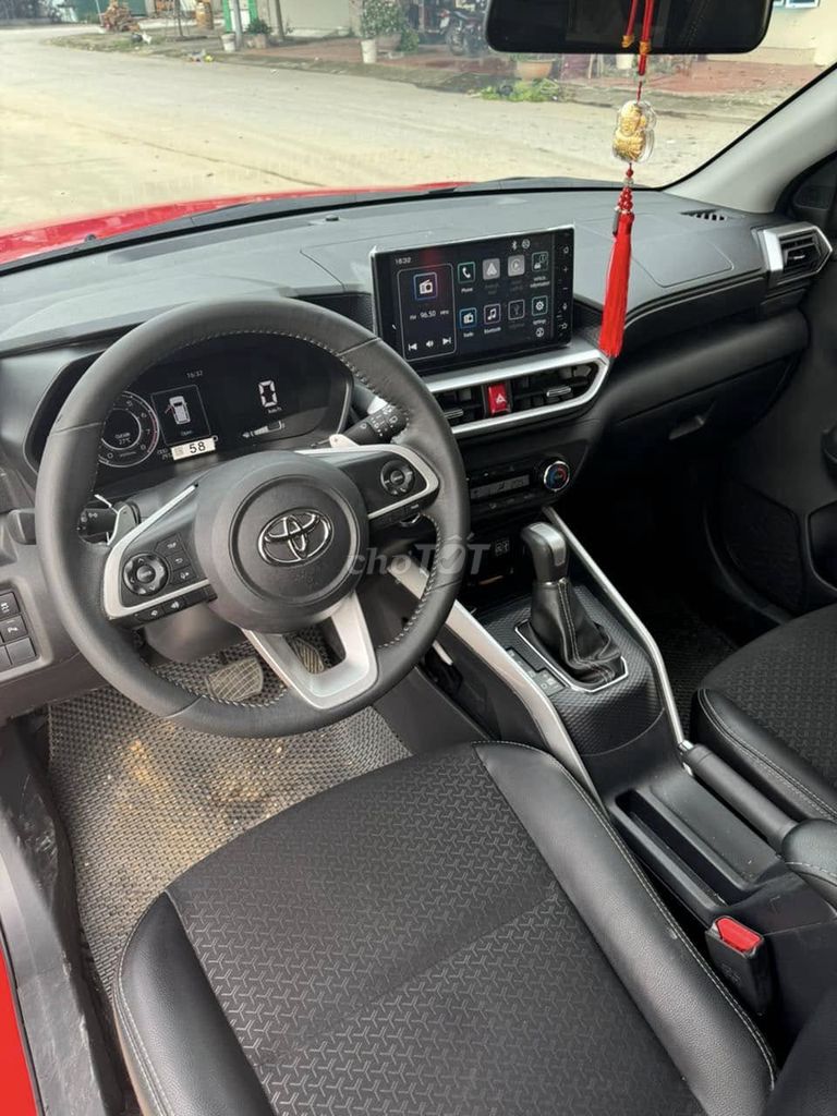 Cần bán Toyota Raize 2022, số tự động màu đỏ.. Mua bán Ô tô tại Quận Gò Vấp Tp Hồ Chí Minh được đăng bởi Xuân Trường hình 5