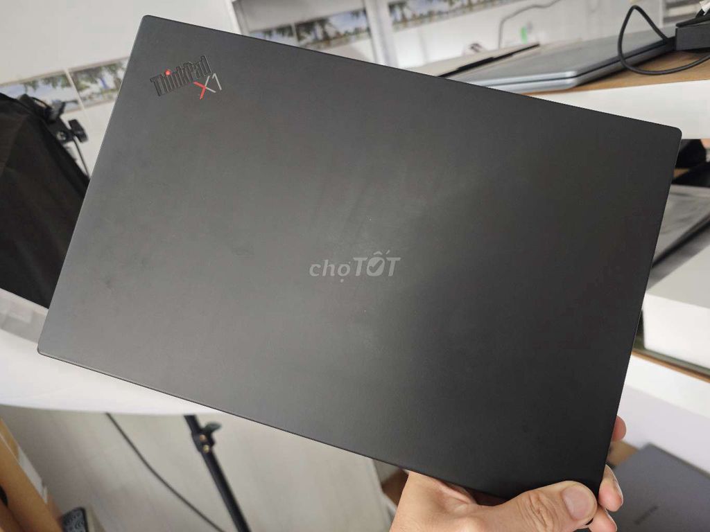 Lenovo ThinkPad X1 Carbon Gen 8 i7-10610U  16/512. Mua bán Laptop tại Quận Ninh Kiều Cần Thơ được đăng bởi Thành Laptop hình 1