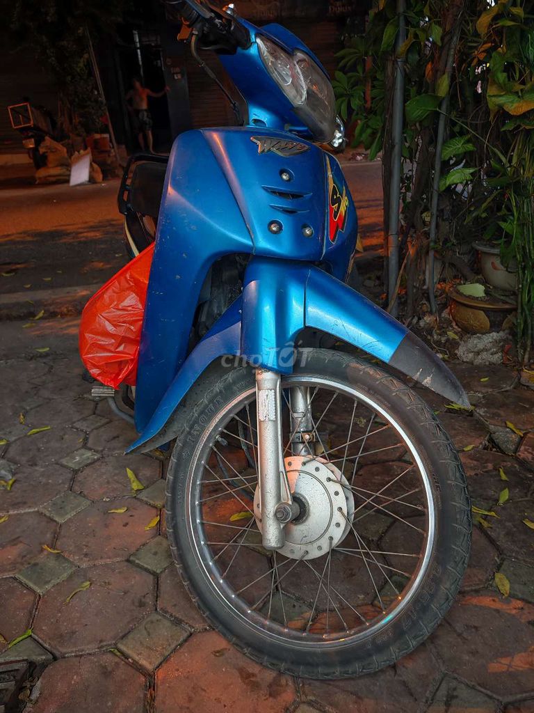 Wave anpha đời 2002 máy đen. Mua bán Xe máy tại Quận Tây Hồ Hà Nội được đăng bởi Quoc Anh Luong hình 5