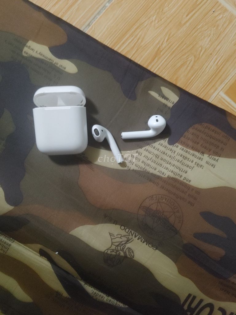 Tai nghe không dây Apple AirPods 2 Trắng. Mua bán Tivi, Âm thanh tại Thành phố Thủ Đức Tp Hồ Chí Minh được đăng bởi Vi Tran hình 1