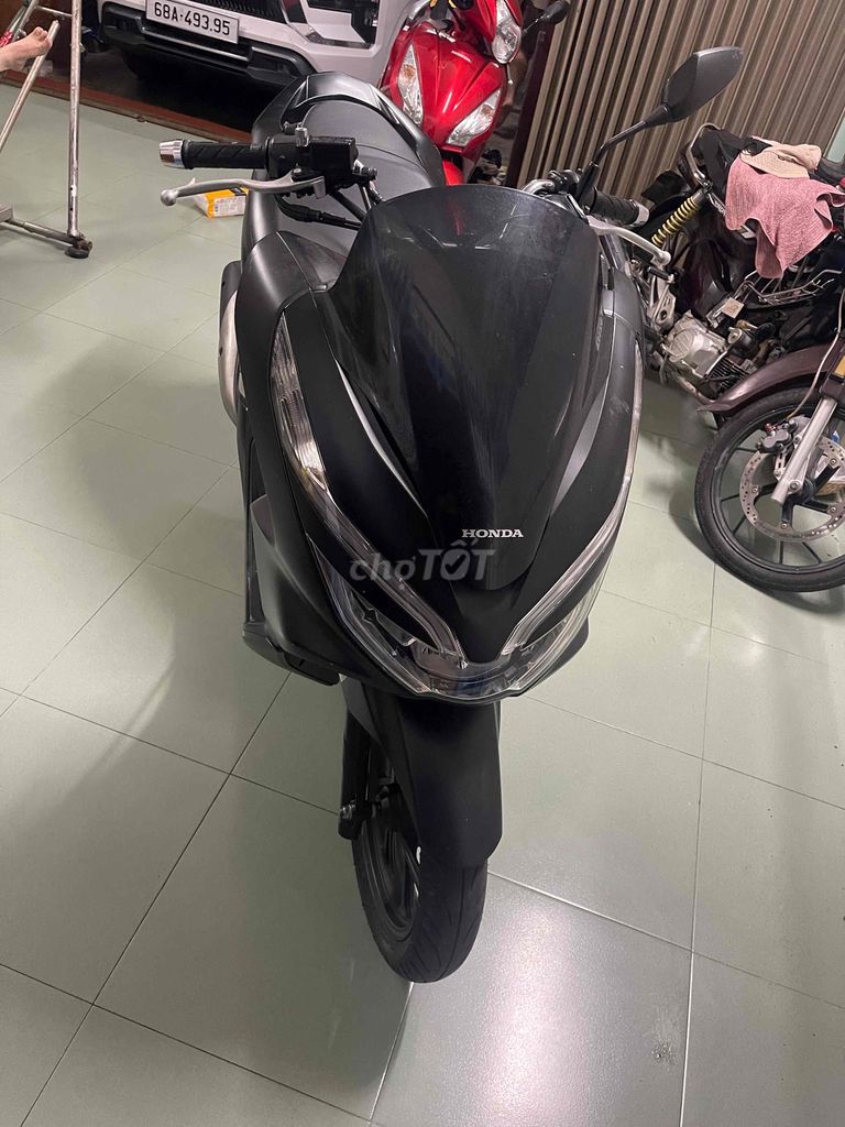 cần bán xe PCX chính chủ, ít đi, đa số chùm mền.. Mua bán Xe máy tại Huyện Bình Chánh Tp Hồ Chí Minh được đăng bởi Cristialam Ho hình 1