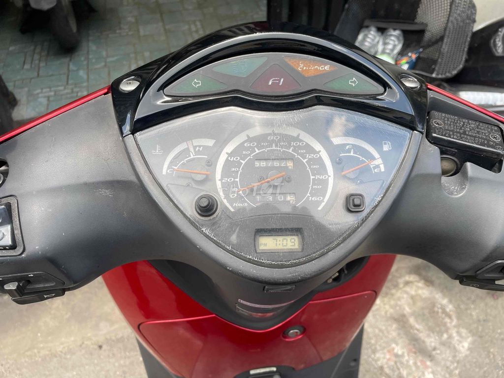 Хонда SH 2006 красная