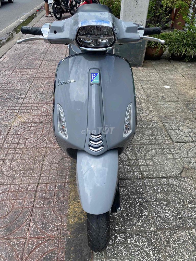 Vespa 2022 б/у с поддержкой рассрочки от магазина