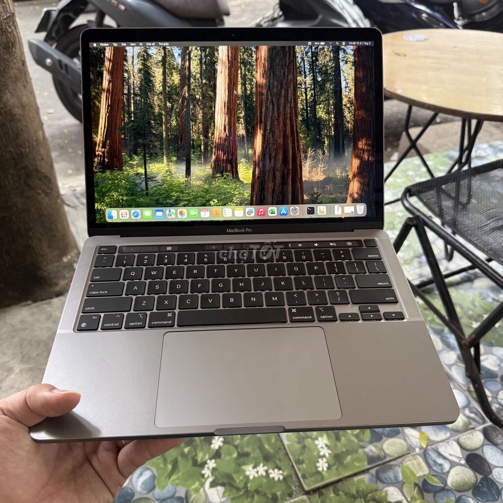 Bán MacBook Pro 13 inch M2 - 16/256GB Máy đẹp