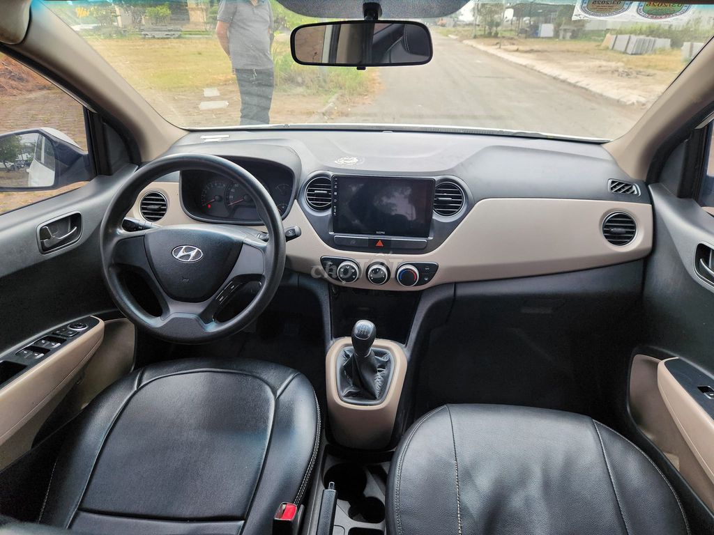 Hyundai Grand i10 sx 2017 số sàn màu trắng. Mua bán Ô tô tại Quận 12 Tp Hồ Chí Minh được đăng bởi Quang hình 4