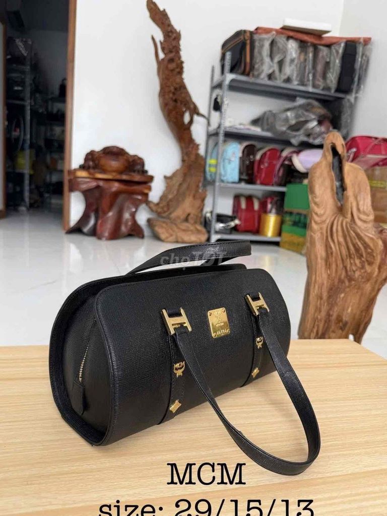 Túi xách MCM size 29x15x13. Mua bán Túi xách tại Huyện Tân Phú Đồng Nai được đăng bởi Wang Andy hình 1