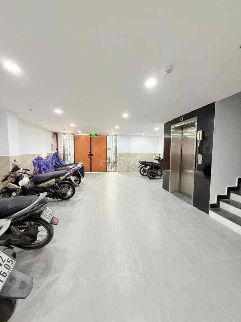4 tầng 215m2(9.2X25)160tr/tháng 30 phòng CHDV THANG MÁY HẺM XE TẢI 12M
