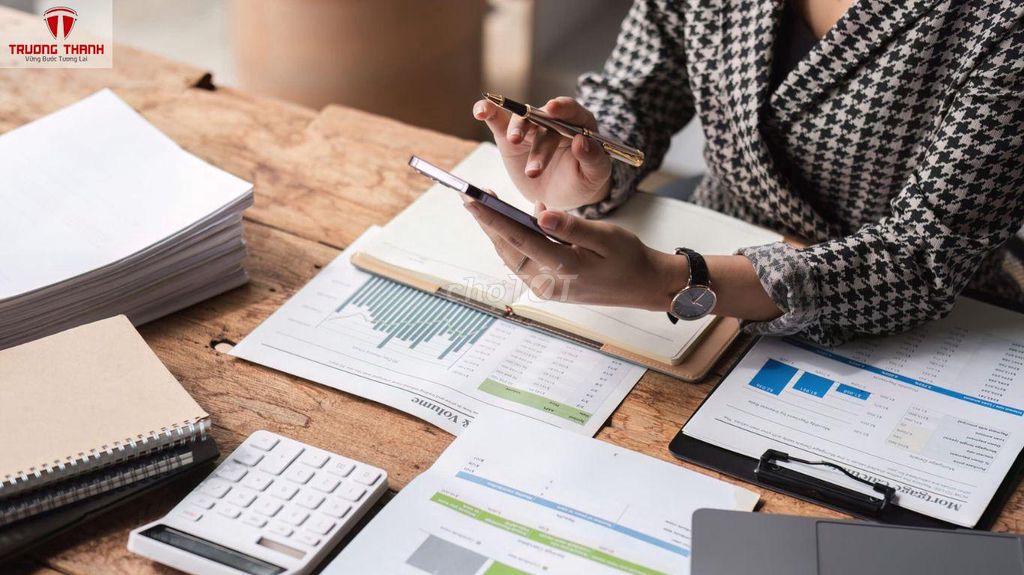 Dịch vụ kế toán Kê khai báo cáo thuế/ BHXH. Dịch vụ tại Quận 1 Tp Hồ Chí Minh được đăng bởi Đông Phong hình 1