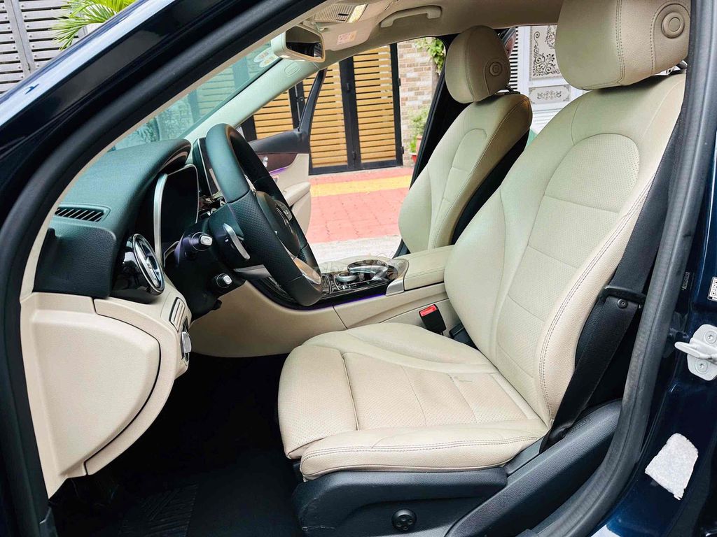 Mercedes C200 đồ chơi hơn 100tr. Mua bán Ô tô tại Thành phố Biên Hòa Đồng Nai được đăng bởi Bi Auto hình 6