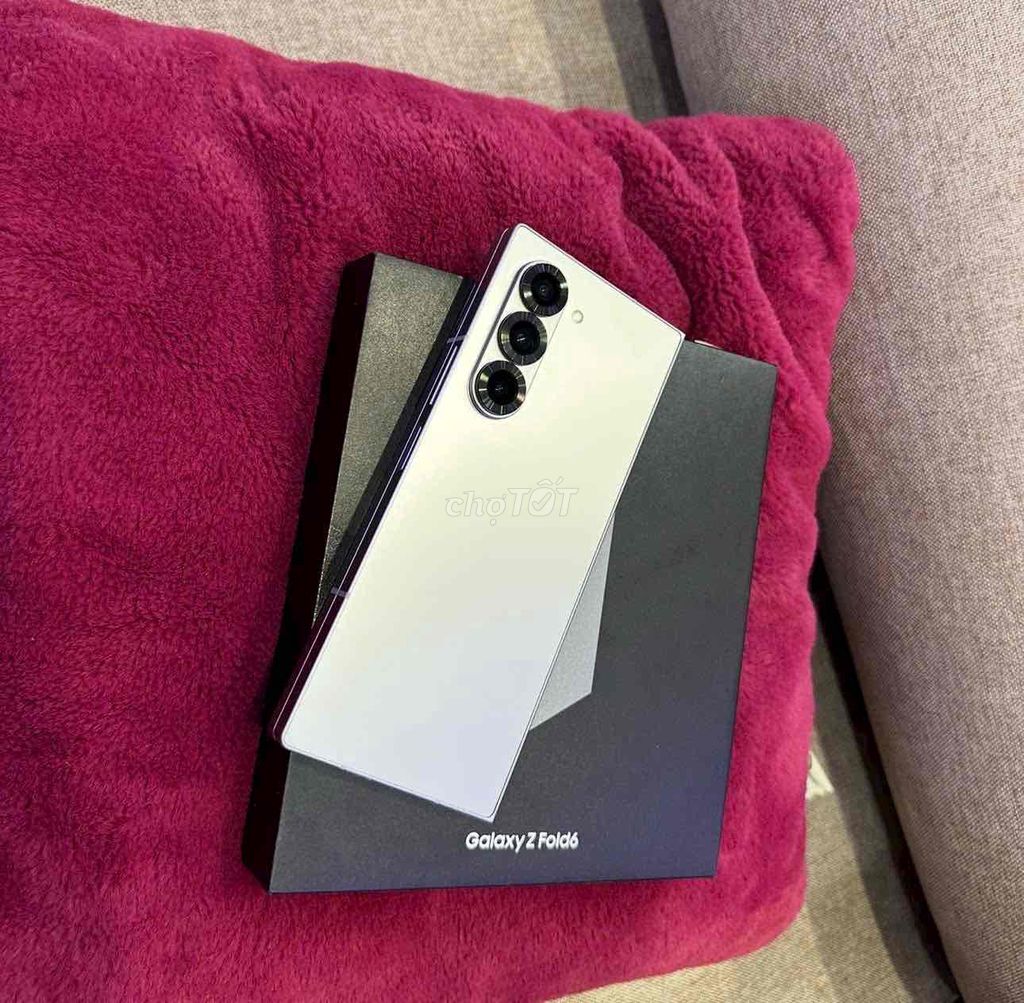 Samsung galaxy zfold 6 xám ram12/512gb xách tay. Mua bán Điện thoại tại Quận 3 Tp Hồ Chí Minh được đăng bởi Nam Á Mobile hình 1