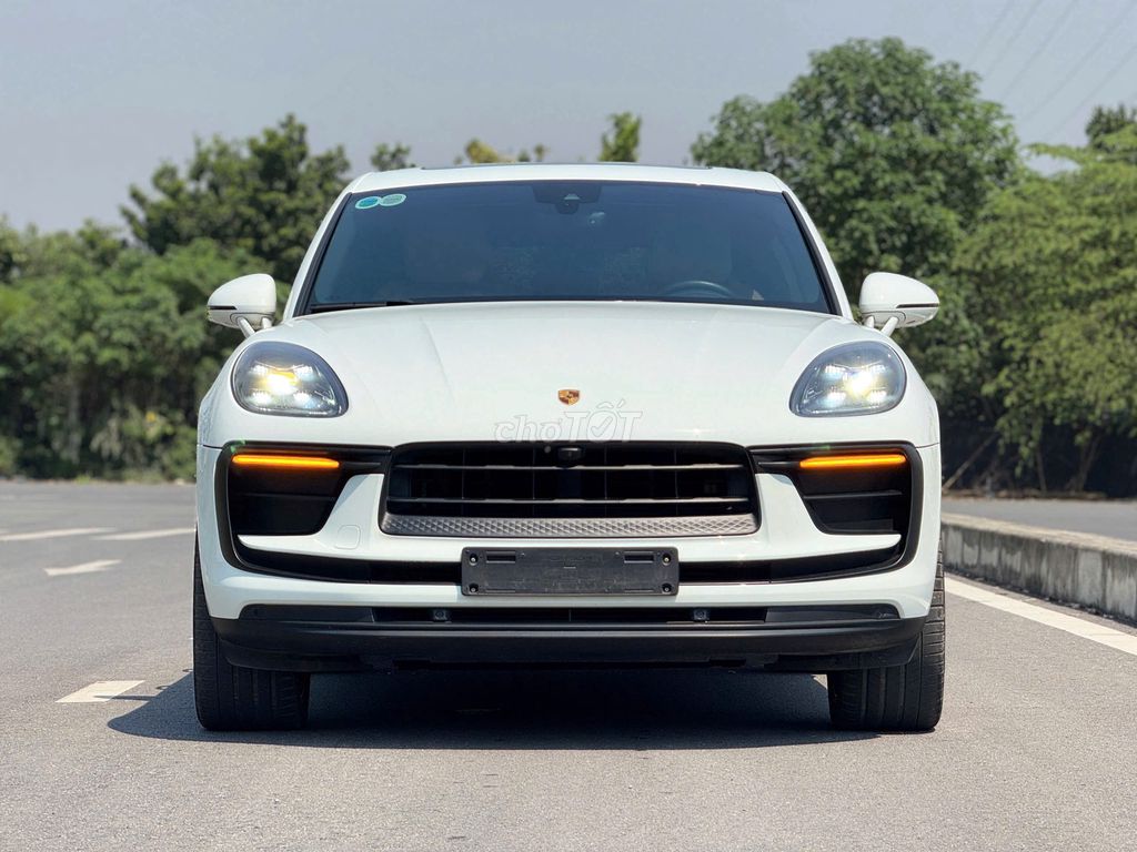 Porsche Macan 2021  - 5900 km