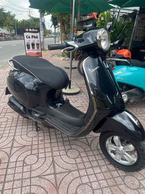 Cần bán em vespa vip 2014. Mua bán Xe máy tại Huyện Hóc Môn Tp Hồ Chí Minh được đăng bởi Thanh Vu