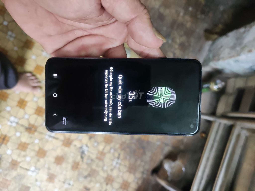Samsung Galaxy S10e Vân Tay Zin Sony. Mua bán Điện thoại tại Quận 3 Tp Hồ Chí Minh được đăng bởi Thúy Hoàng  hình 1