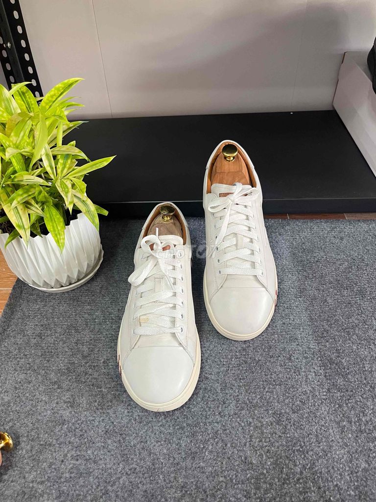 Giày sneaker nam Bally trắng size 42. Mua bán Giày dép tại Thành phố Phú Quốc Kiên Giang được đăng bởi NGUYÊN VAN Y hình 1