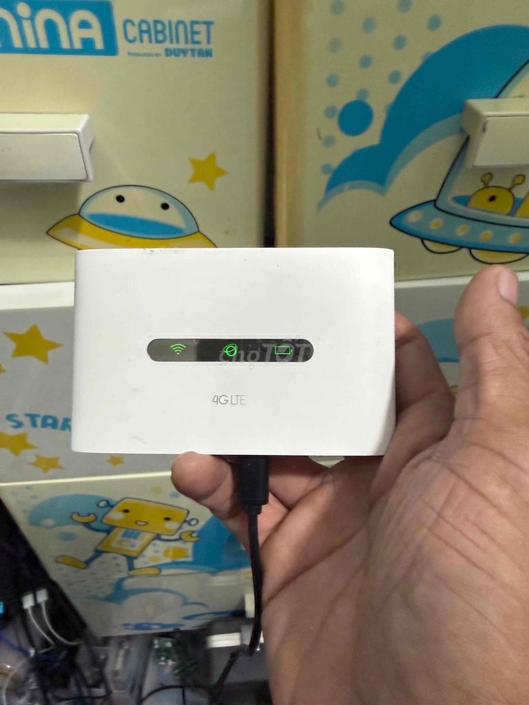 TP-Link M7200 4G LTE Trắng. Mua bán Phụ kiện (Màn hình, Chuột...) tại Quận 7 Tp Hồ Chí Minh được đăng bởi Hoà Đỗ hình 1
