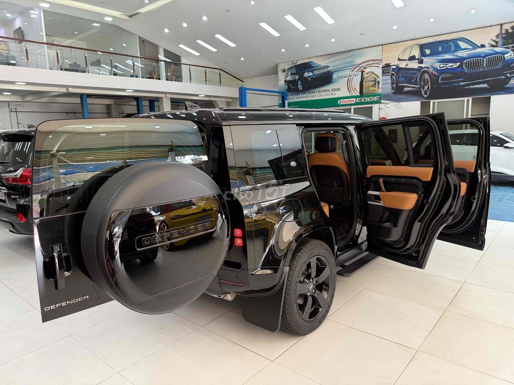 Defender 110HSE 2022 P300 23.000 km. Mua bán Ô tô tại Quận Tân Bình Tp Hồ Chí Minh được đăng bởi Nguyễn Văn Lâm hình 9