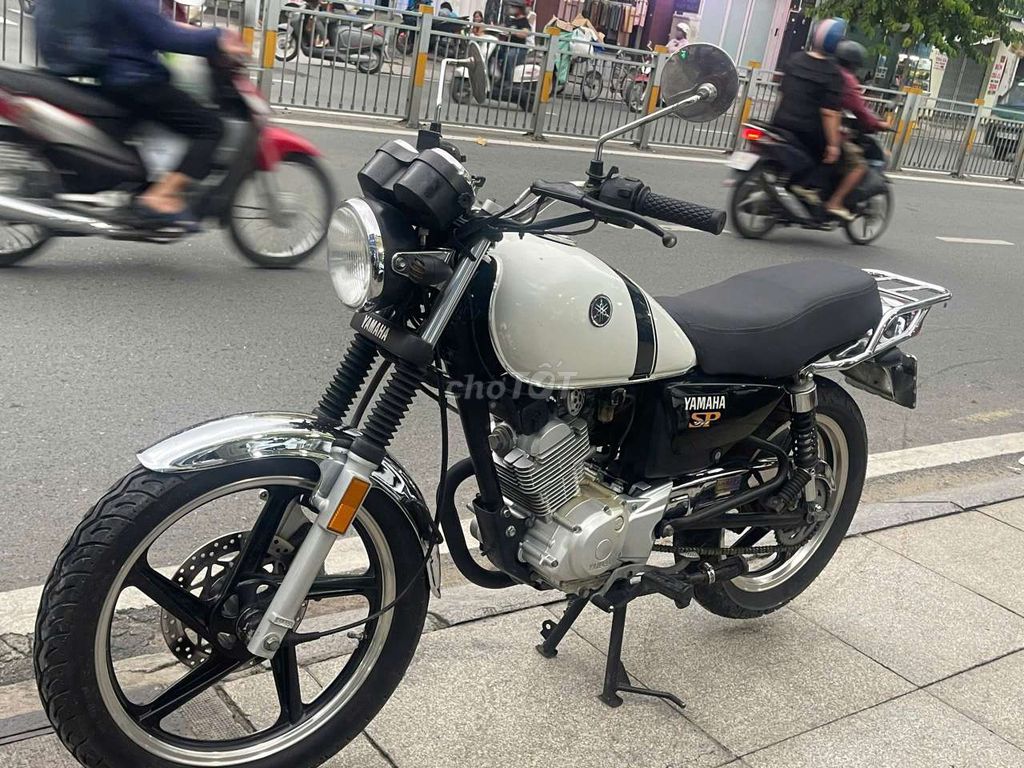 Yamaha yb125 2018 mới 90% Bstp chính chủ. Mua bán Xe máy tại Quận Tân Phú Tp Hồ Chí Minh được đăng bởi Tuanduy hình 2