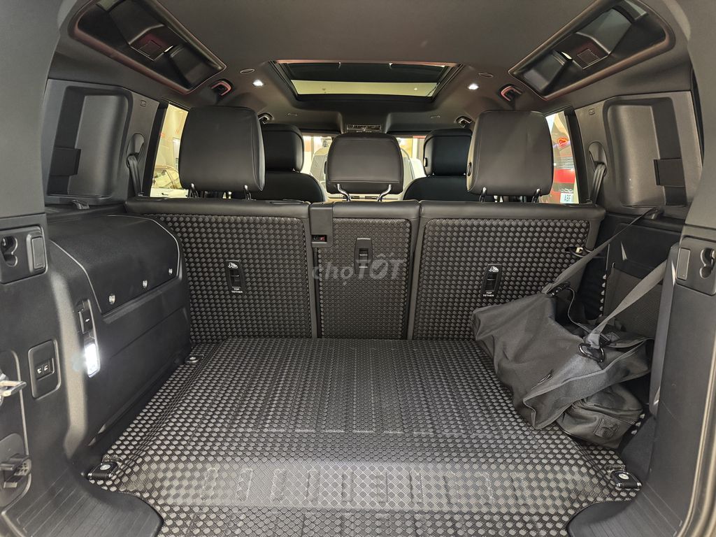 Bán xe Land Rover Defender Hydrid Xăng-Điện Mới. Mua bán Ô tô tại Quận 7 Tp Hồ Chí Minh được đăng bởi Jaguar LandRover Chính Hãng hình 7