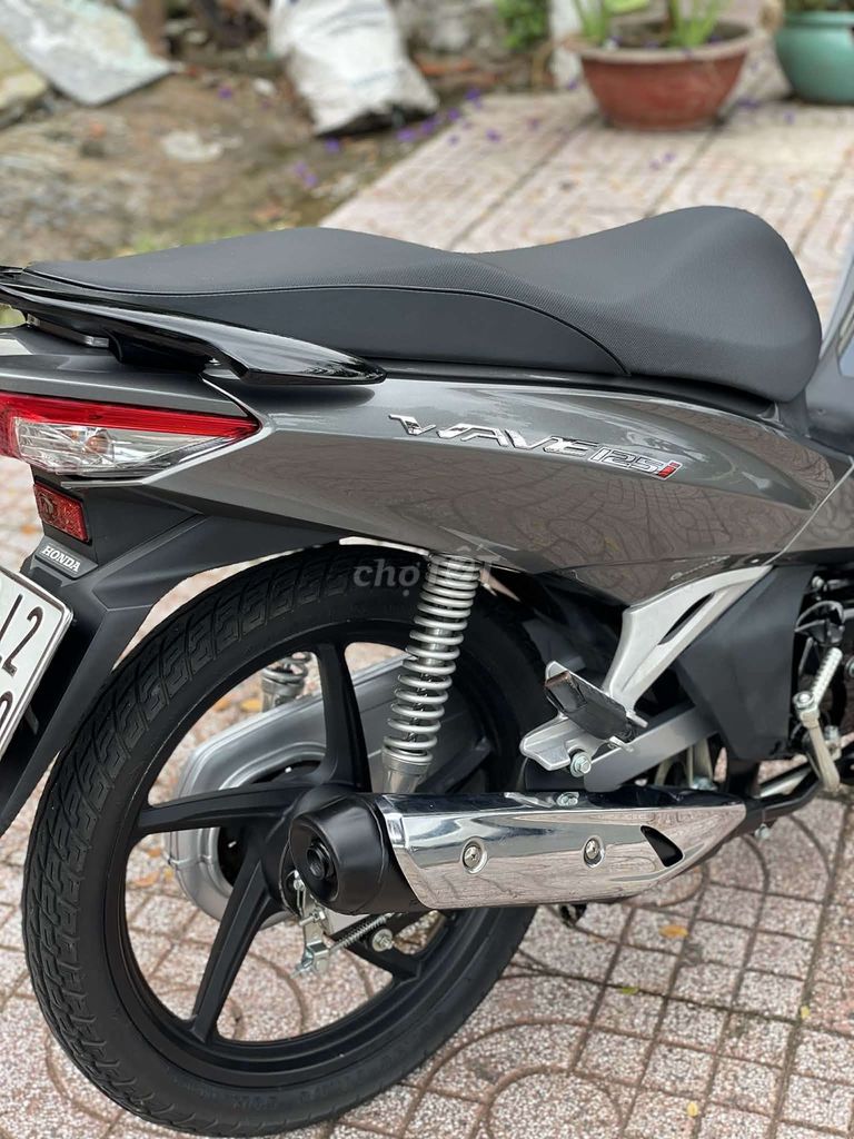 Fu úp wave i xe đẹp. Mua bán Xe máy tại Quận 8 Tp Hồ Chí Minh được đăng bởi Đặng Thái Hòa hình 7
