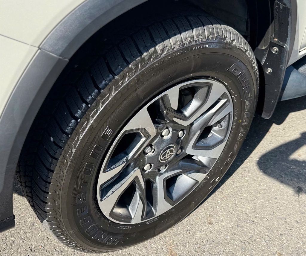 Toyota Fortuner Legender 2022 4x2AT 34000 km. Mua bán Ô tô tại Quận 10 Tp Hồ Chí Minh được đăng bởi ĐỨC XE LƯỚT hình 17