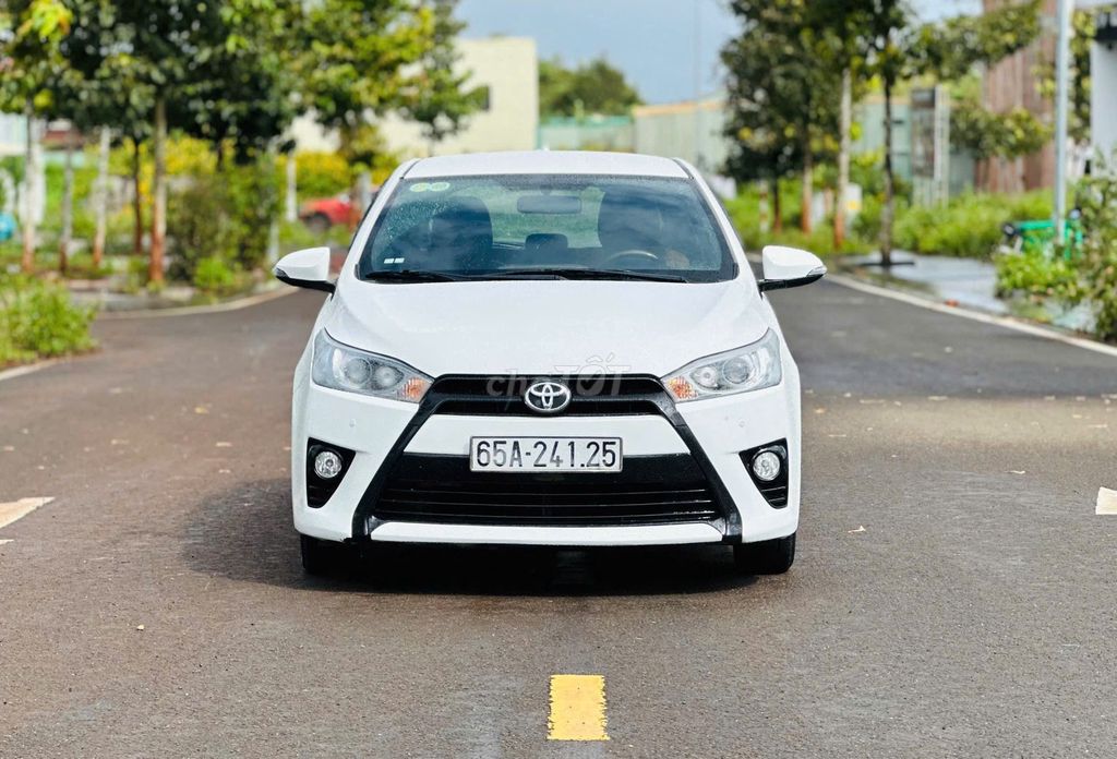 Toyota Yaris 2015 G màu Trắng. Mua bán Ô tô tại Thành phố Pleiku Gia Lai được đăng bởi Kết Nguyễn hình 5