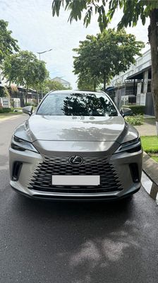 Lexus RX350 Premium Sản xuất 2024,lăn bánh 1V km.. Mua bán Ô tô tại Quận Bắc Từ Liêm Hà Nội được đăng bởi Mr Hợi 