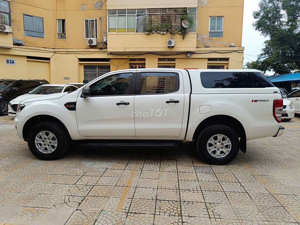 Ranger 2017 XLS 2.2L 4x2 AT - 12000 km. Mua bán Ô tô tại Quận Cầu Giấy Hà Nội được đăng bởi Hà Châu Tuyền hình 7